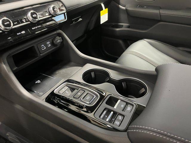 new 2025 Honda Pilot car, priced at $46,408