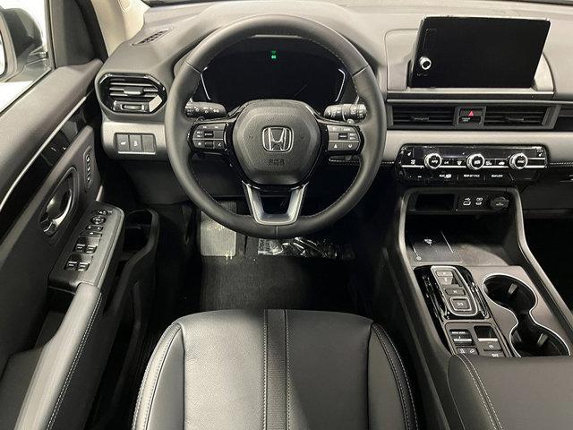 new 2025 Honda Pilot car, priced at $46,308