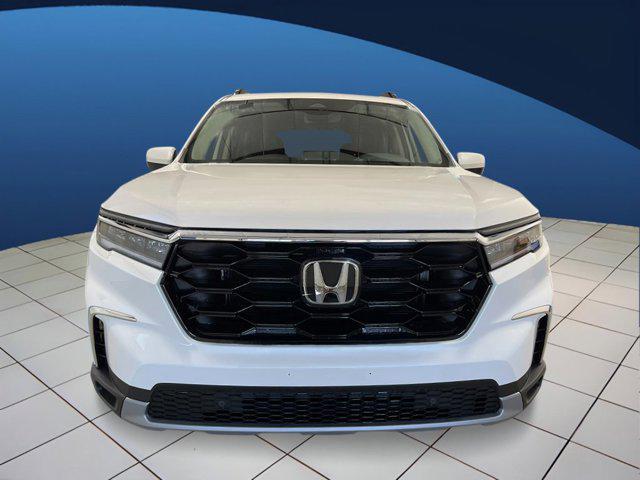 new 2025 Honda Pilot car, priced at $48,453