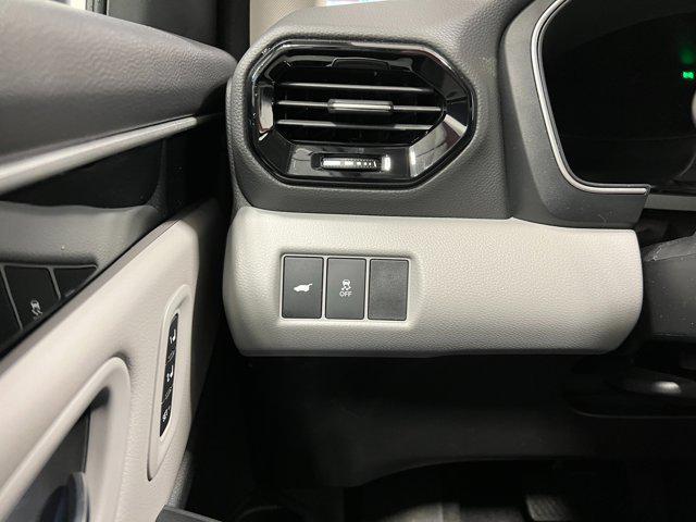 new 2025 Honda Pilot car, priced at $47,953