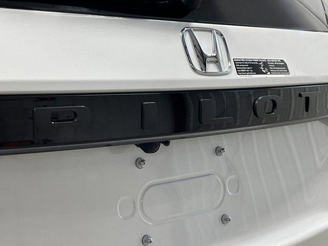 new 2025 Honda Pilot car, priced at $47,953