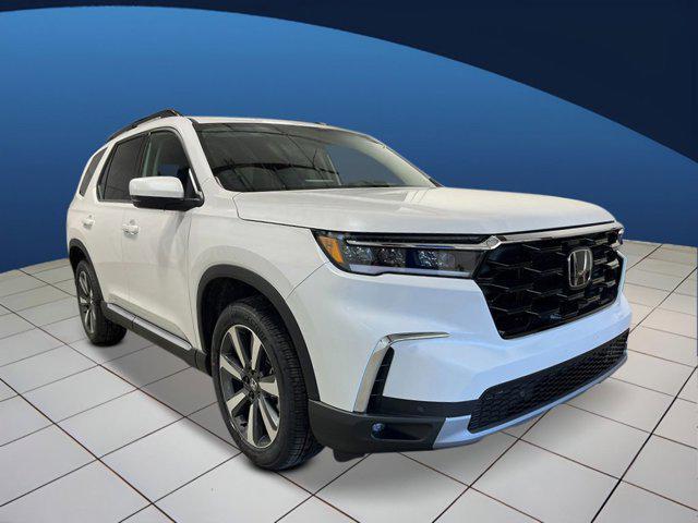 new 2025 Honda Pilot car, priced at $48,453
