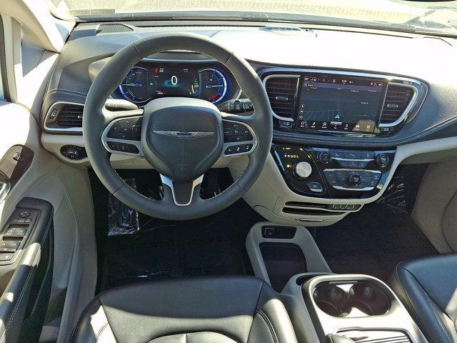 used 2024 Chrysler Pacifica Hybrid car, priced at $29,485