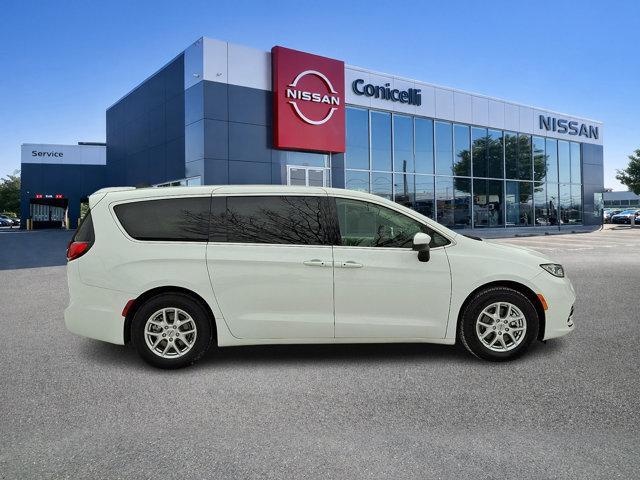 used 2023 Chrysler Pacifica car, priced at $25,991