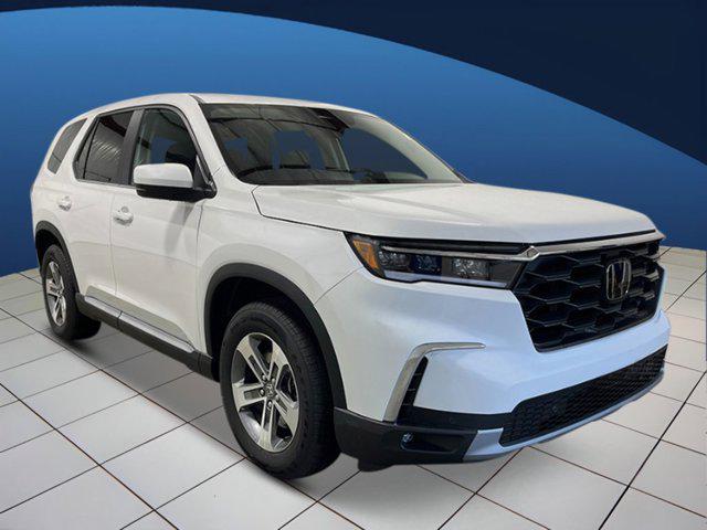 new 2025 Honda Pilot car, priced at $45,045