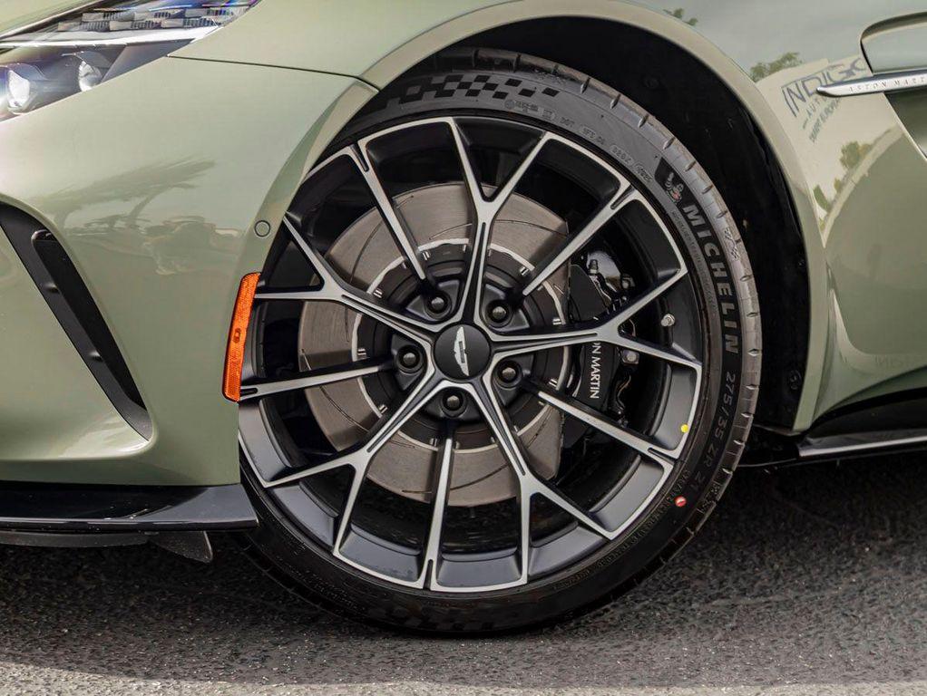 new 2026 Aston Martin Vantage car, priced at $278,500