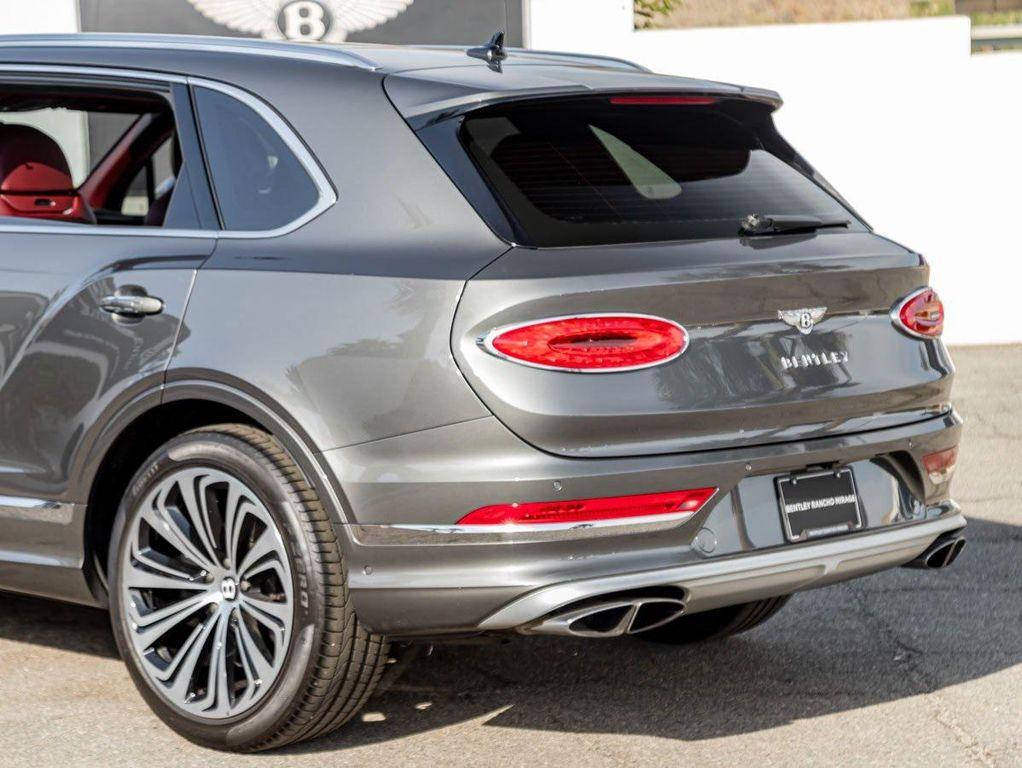 used 2023 Bentley Bentayga car, priced at $162,990