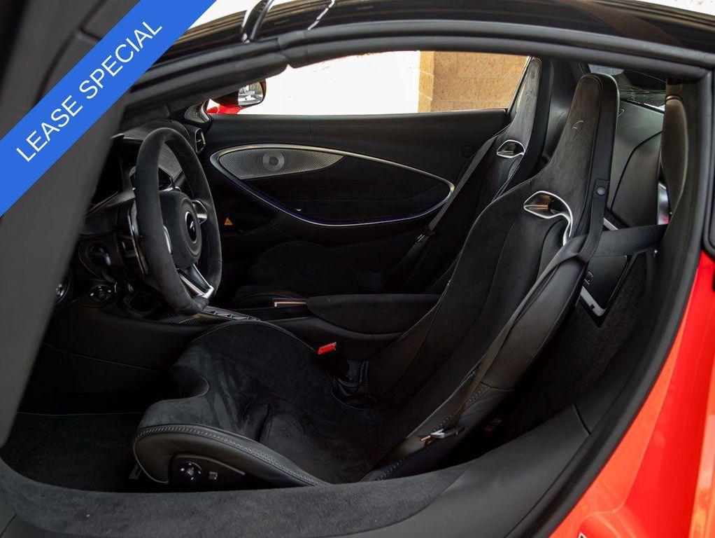 used 2025 McLaren Artura car