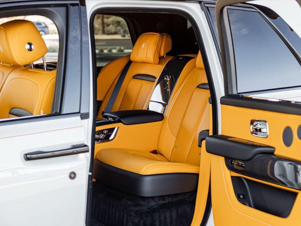 used 2026 Rolls-Royce Cullinan car, priced at $534,990