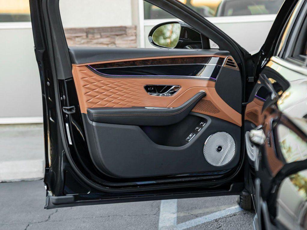 new 2026 Bentley Flying Spur car, priced at $355,385