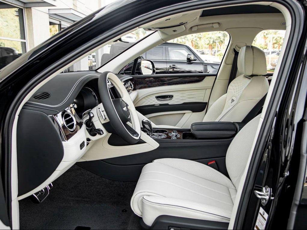 new 2025 Bentley Bentayga car, priced at $272,650