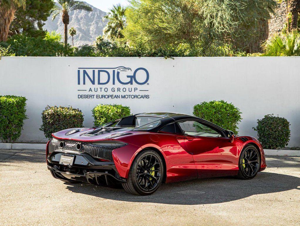 new 2025 McLaren Artura car, priced at $342,808