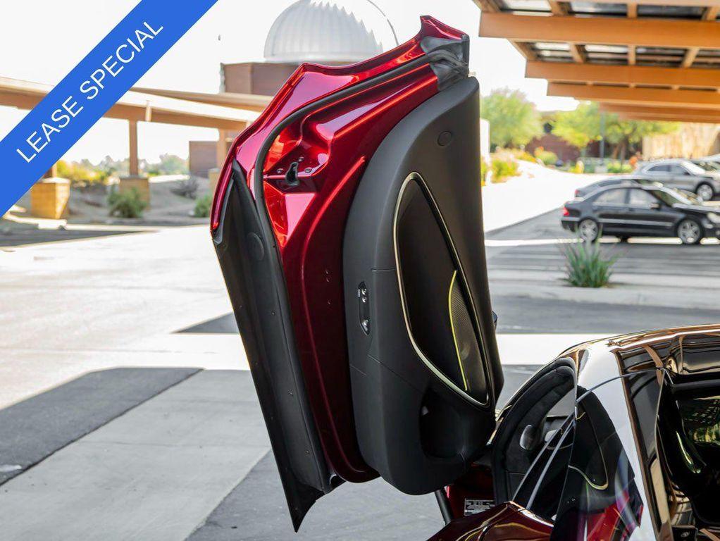 used 2025 McLaren Artura car