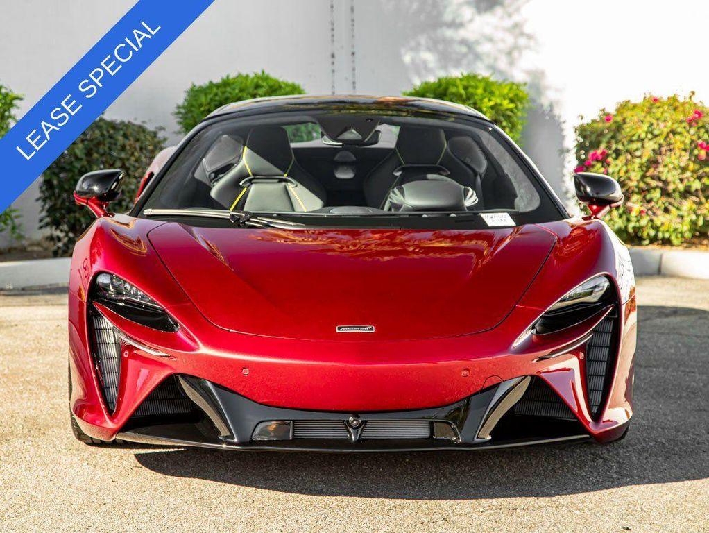 used 2025 McLaren Artura car