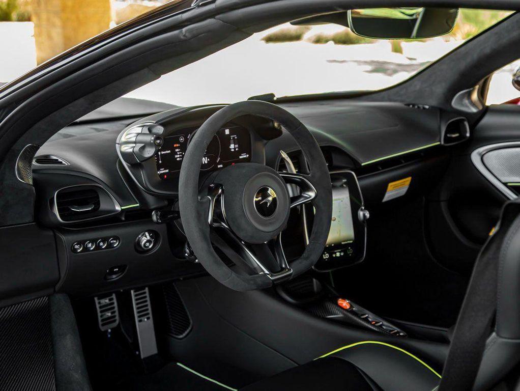 new 2025 McLaren Artura car, priced at $342,808