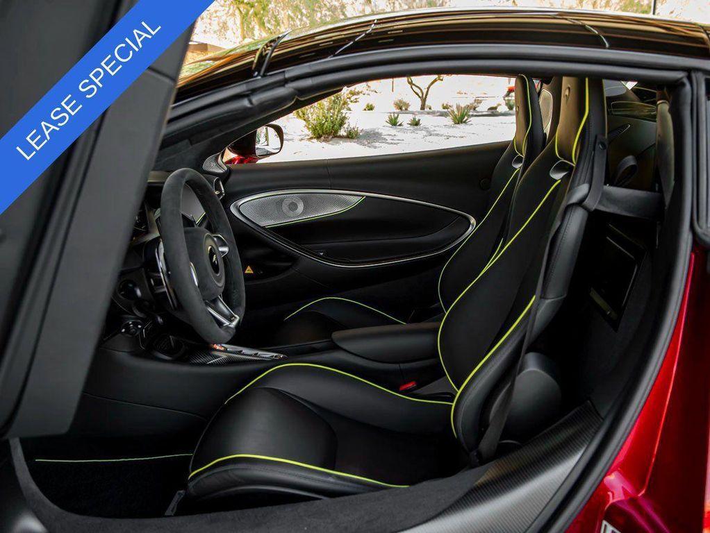 used 2025 McLaren Artura car