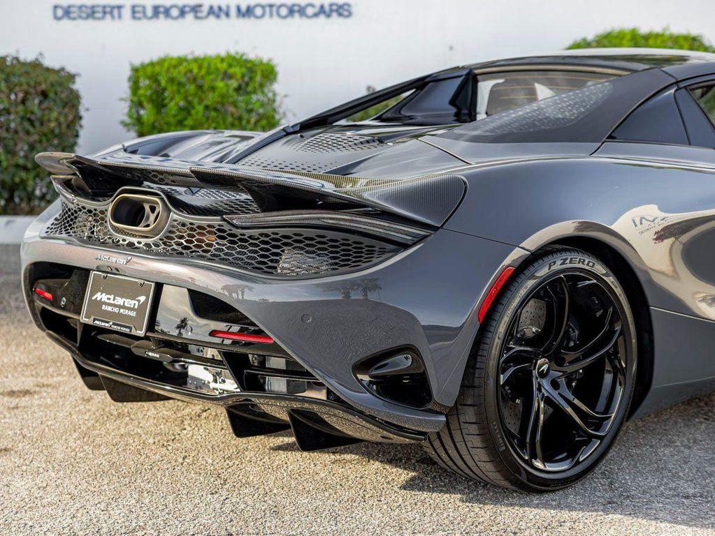 new 2025 McLaren 750S car, priced at $471,000