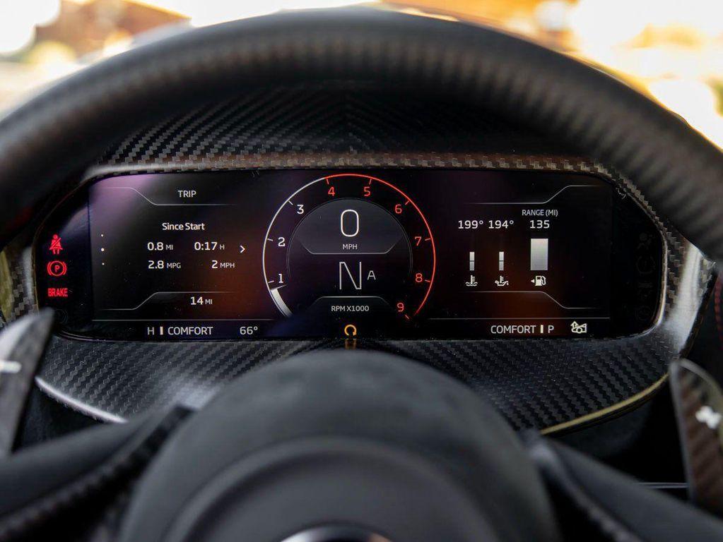 new 2025 McLaren 750S car, priced at $471,000