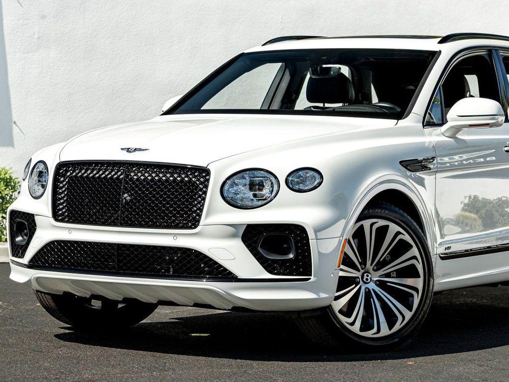 used 2022 Bentley Bentayga car, priced at $135,990