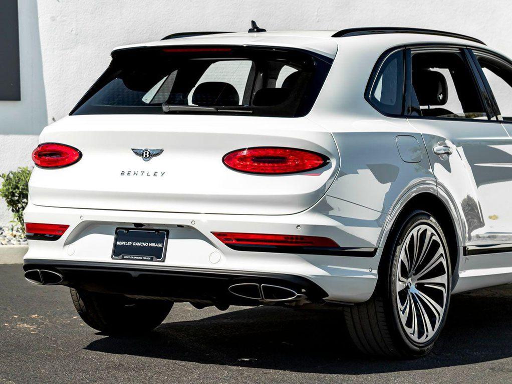 used 2022 Bentley Bentayga car, priced at $135,990