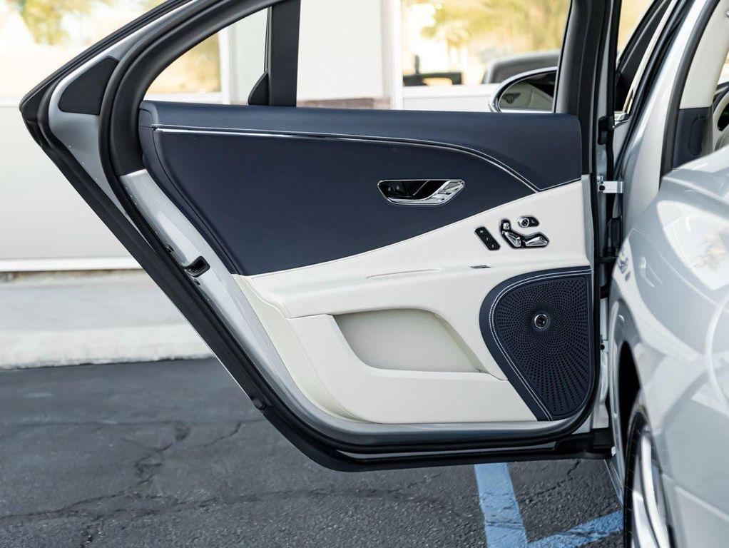 new 2026 Bentley Flying Spur car, priced at $293,595