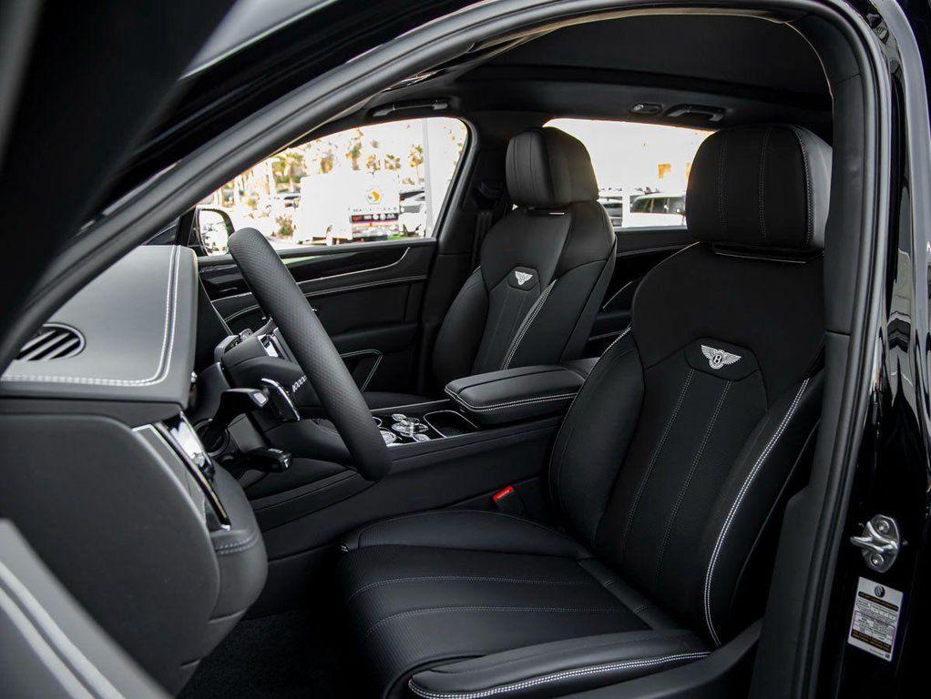 new 2024 Bentley Bentayga car, priced at $255,675