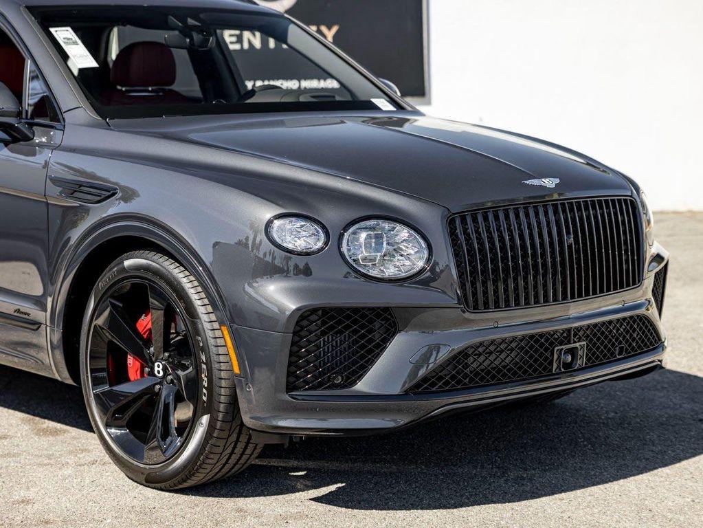 new 2025 Bentley Bentayga Hybrid car, priced at $272,005