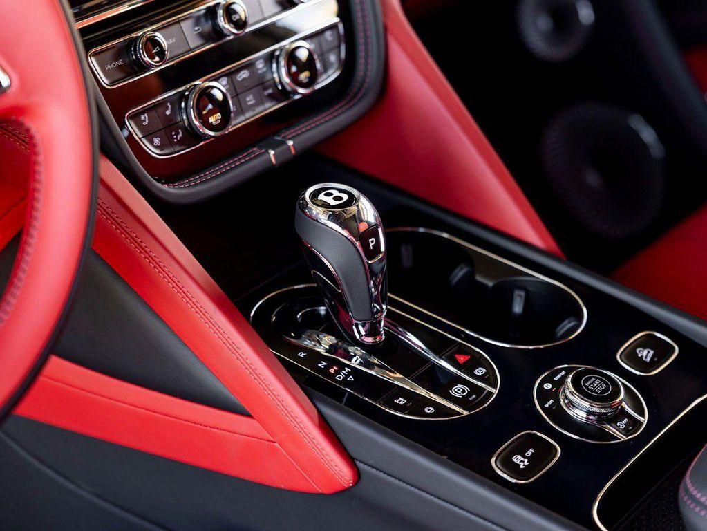 new 2025 Bentley Bentayga car, priced at $287,435