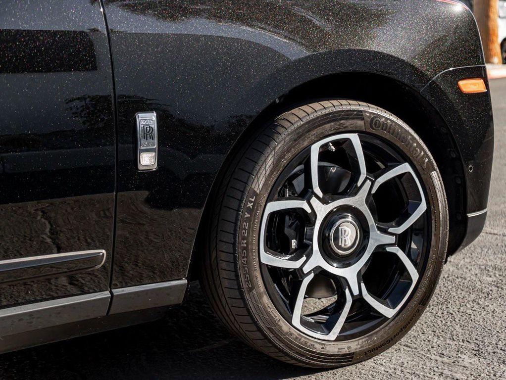 used 2023 Rolls-Royce Cullinan car, priced at $309,990