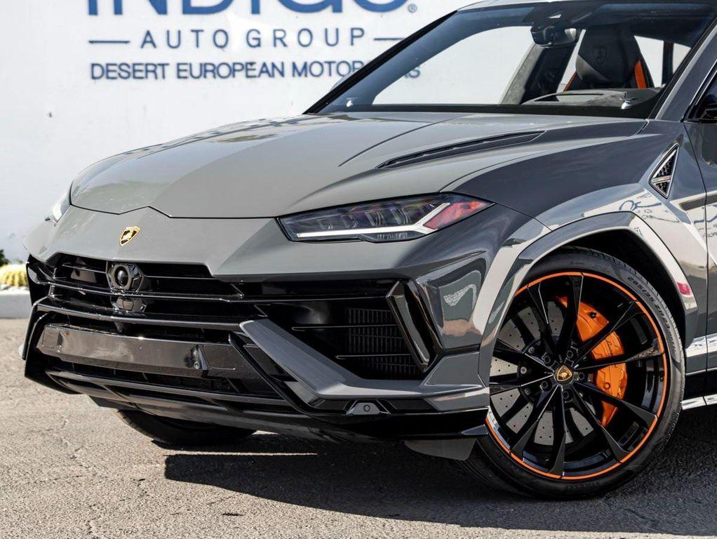 used 2024 Lamborghini Urus car, priced at $257,990