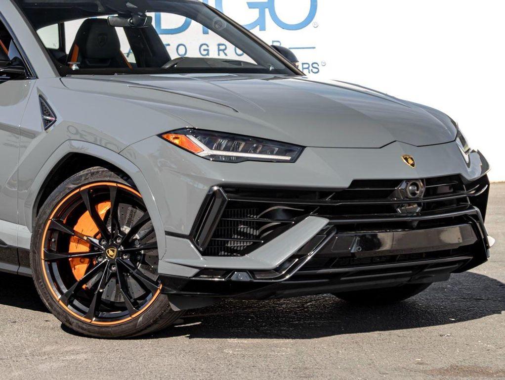used 2024 Lamborghini Urus car, priced at $257,990