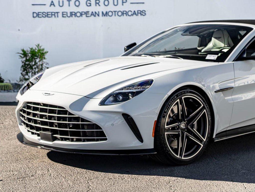 new 2026 Aston Martin Vantage car, priced at $272,900