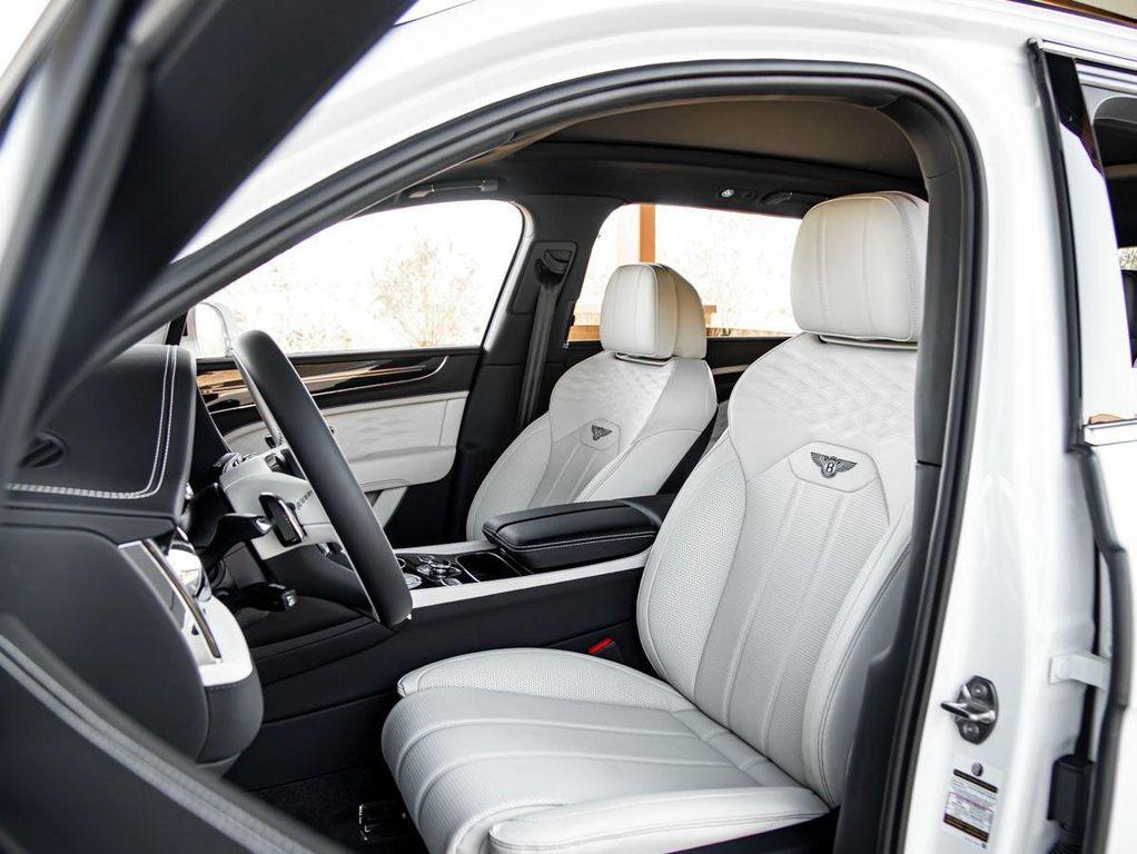 new 2024 Bentley Bentayga car, priced at $298,830