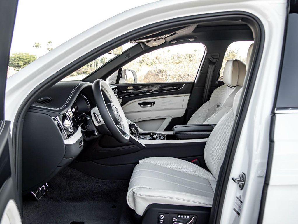 new 2024 Bentley Bentayga car, priced at $298,830