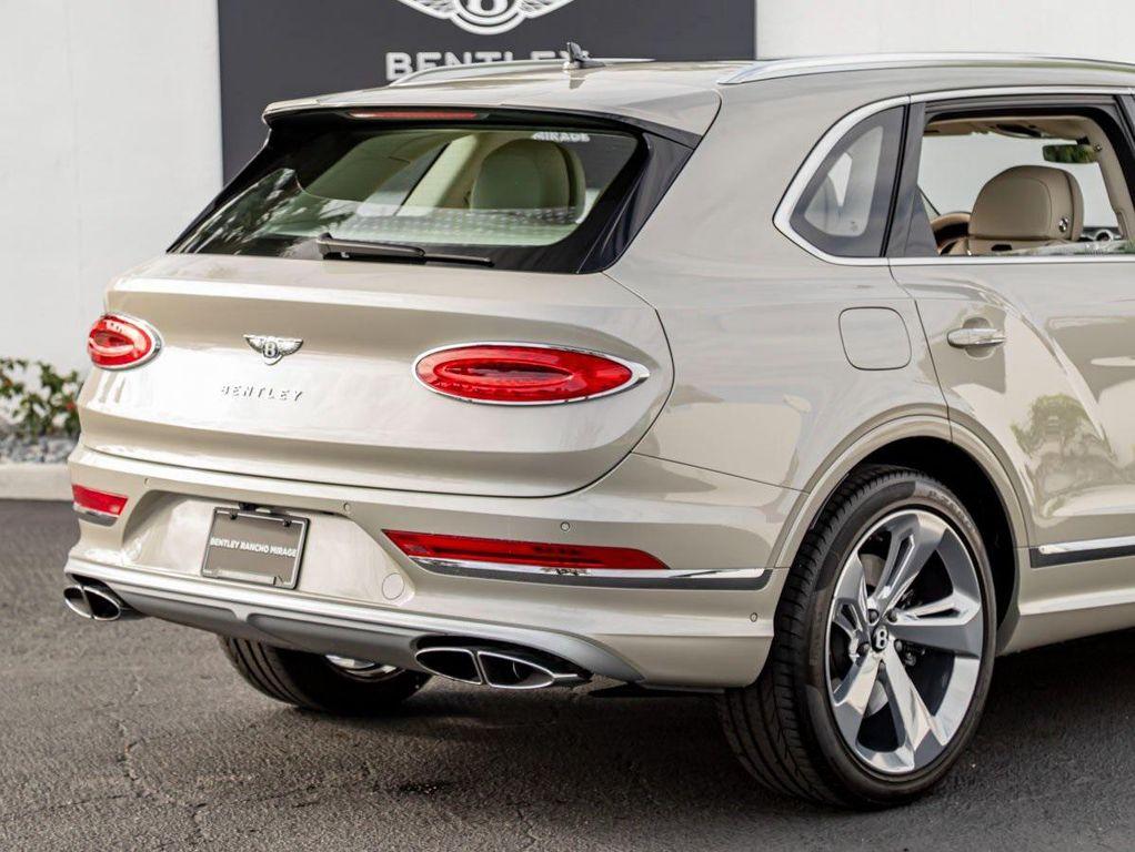 used 2023 Bentley Bentayga car, priced at $172,990