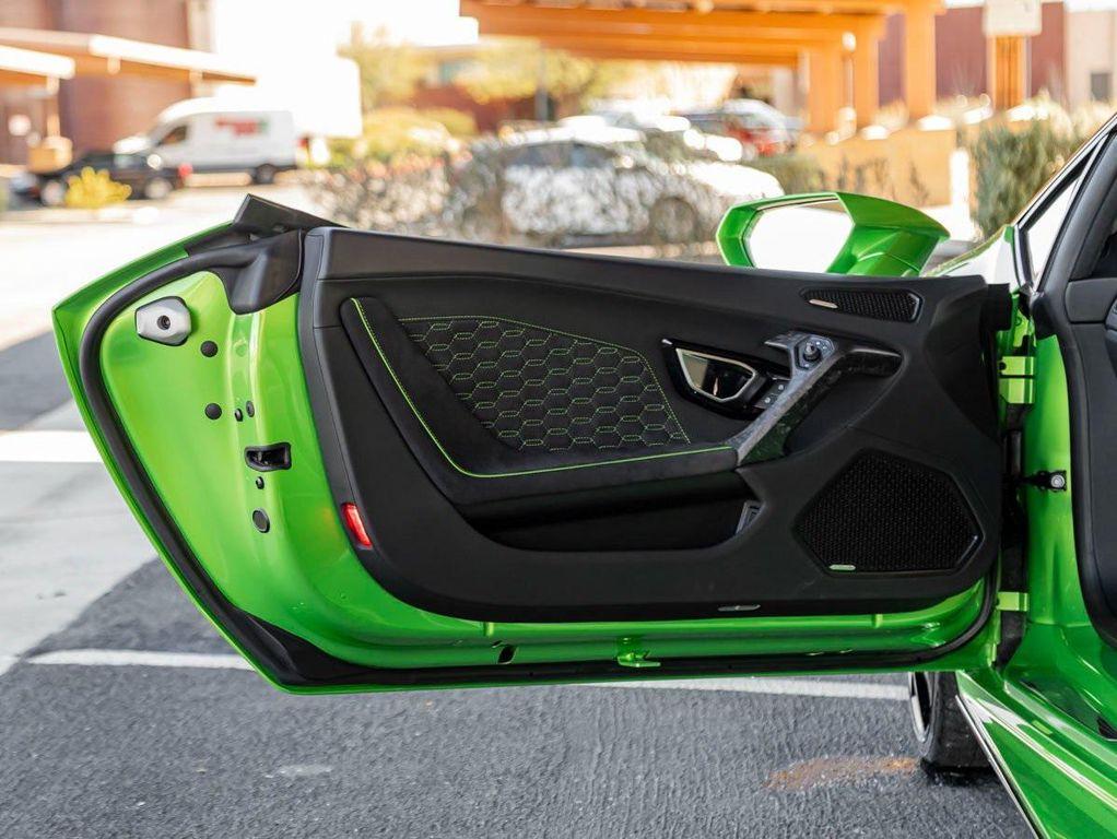used 2020 Lamborghini Huracan EVO car, priced at $304,998