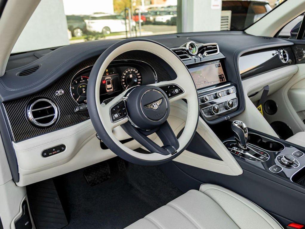 new 2025 Bentley Bentayga car, priced at $287,155