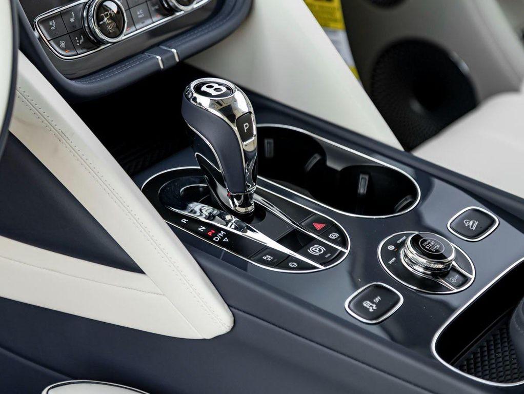 new 2025 Bentley Bentayga car, priced at $287,155