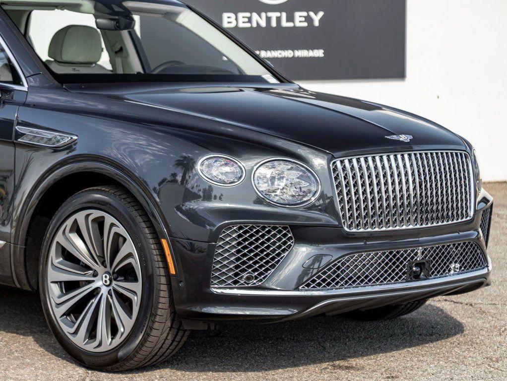 used 2025 Bentley Bentayga car, priced at $287,155