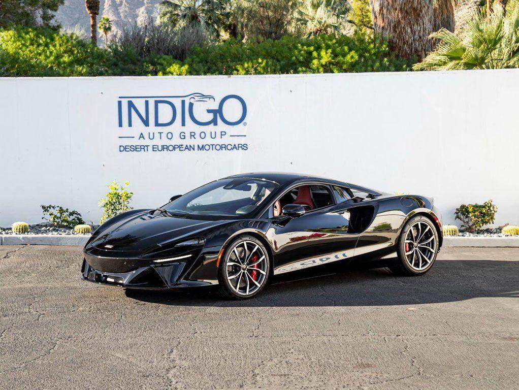 used 2025 McLaren Artura car, priced at $236,990