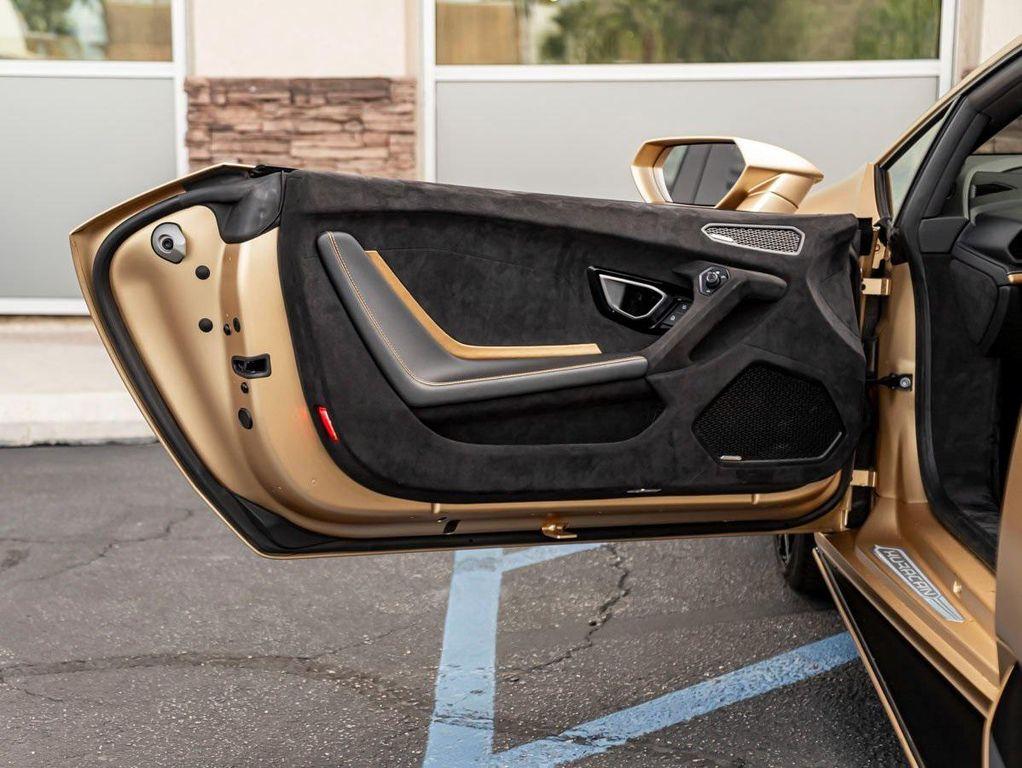 used 2023 Lamborghini Huracan Tecnica car