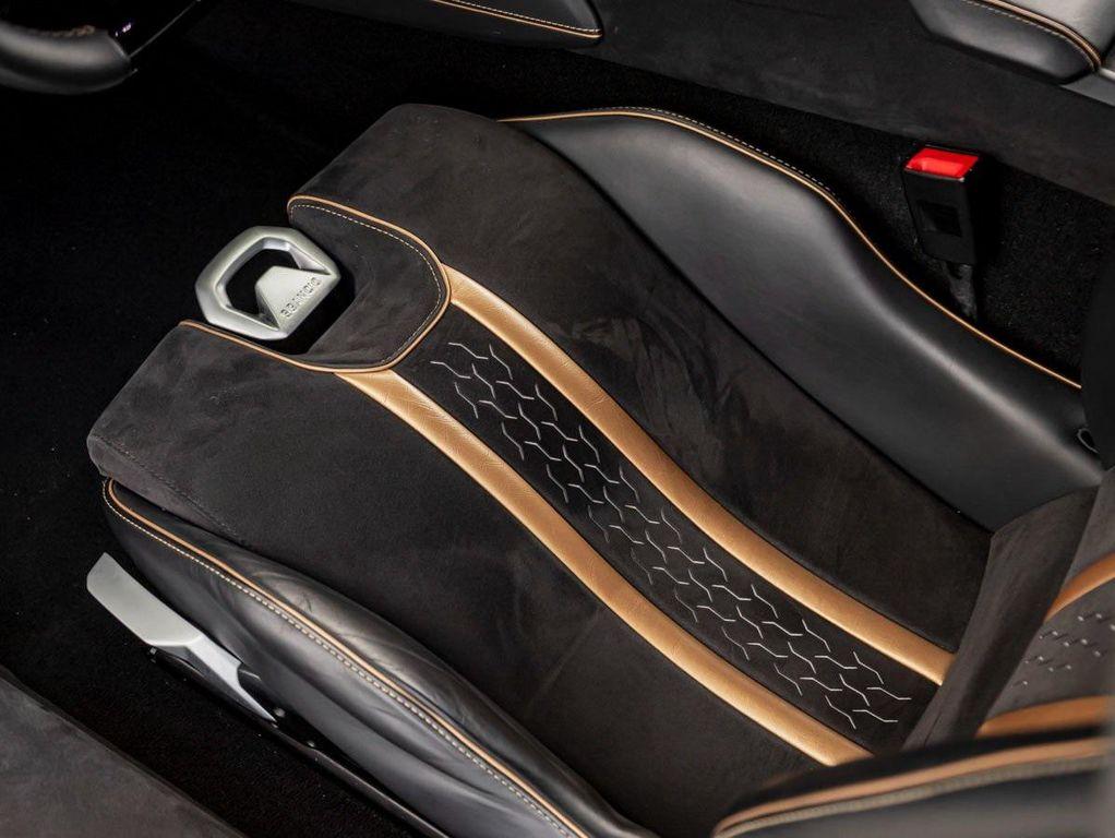 used 2023 Lamborghini Huracan Tecnica car