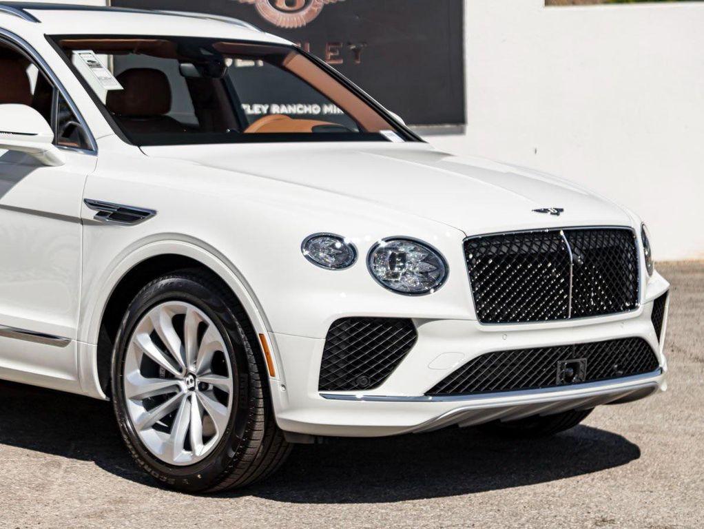 new 2025 Bentley Bentayga car, priced at $251,405