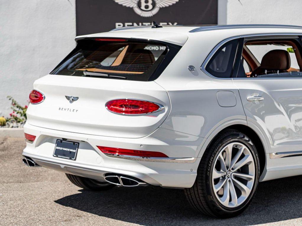 new 2025 Bentley Bentayga car, priced at $251,405
