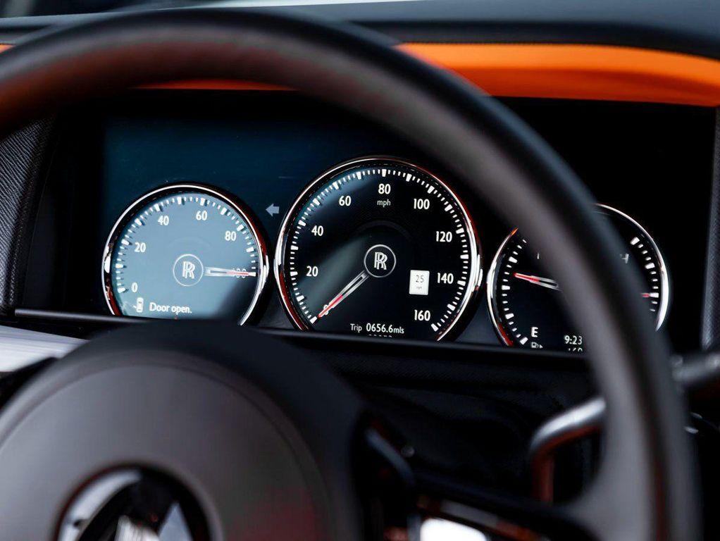 used 2023 Rolls-Royce Cullinan car, priced at $354,990