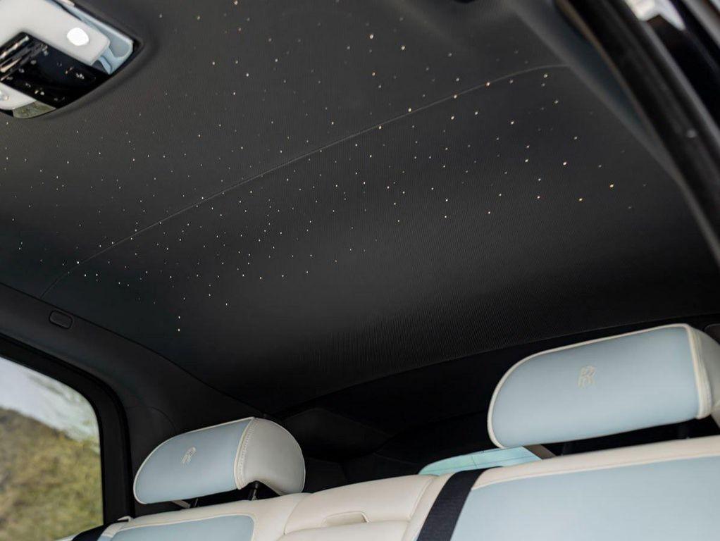 used 2025 Rolls-Royce Cullinan car, priced at $429,990