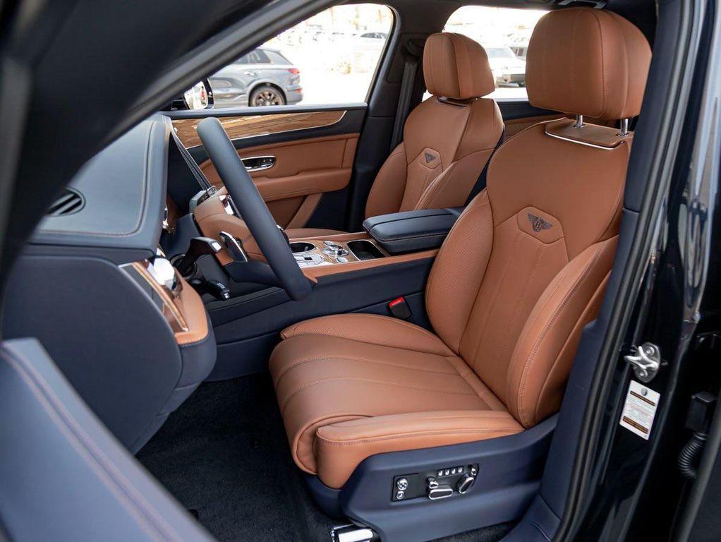new 2025 Bentley Bentayga car, priced at $261,660