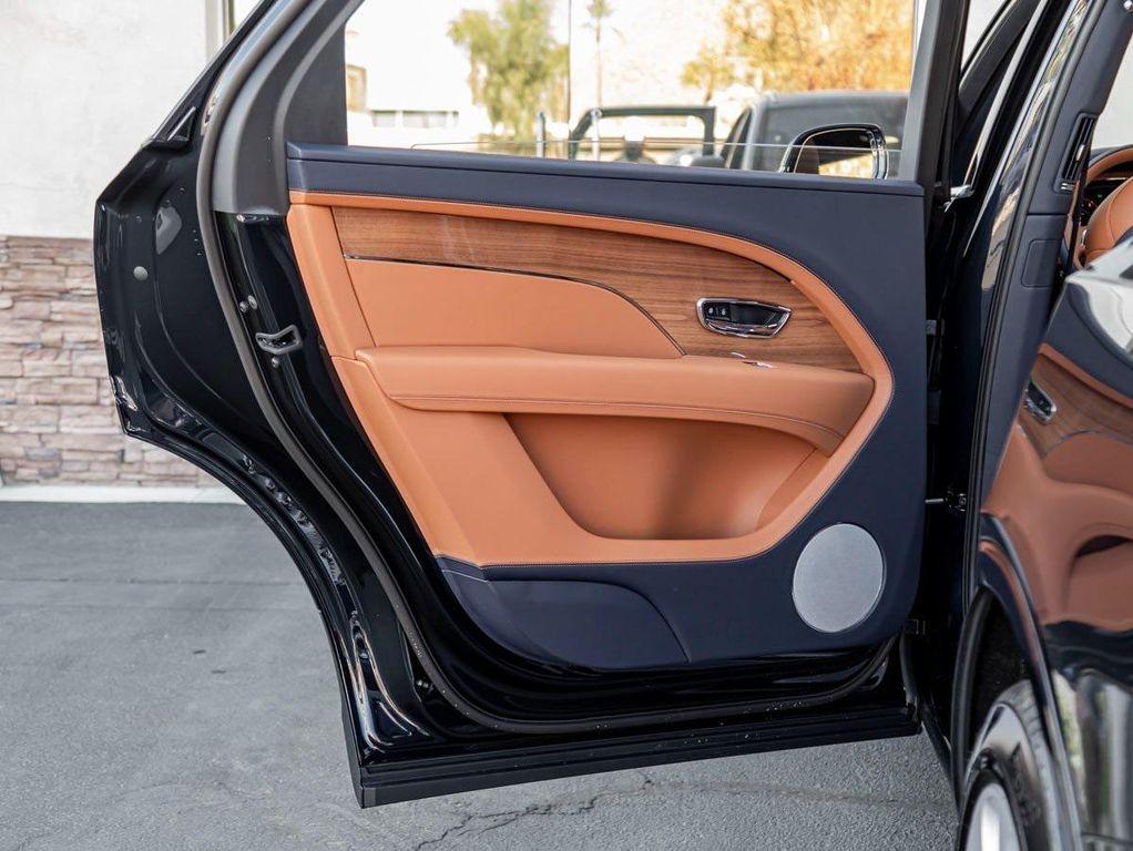 new 2025 Bentley Bentayga car, priced at $261,660