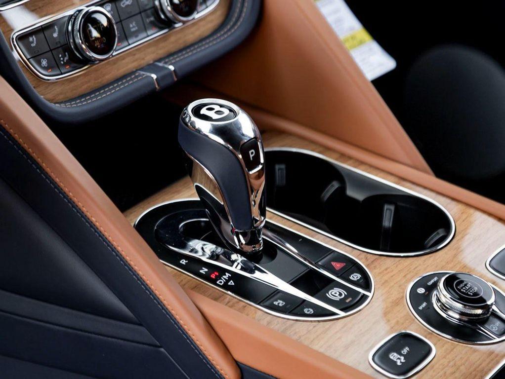 new 2025 Bentley Bentayga car, priced at $261,660