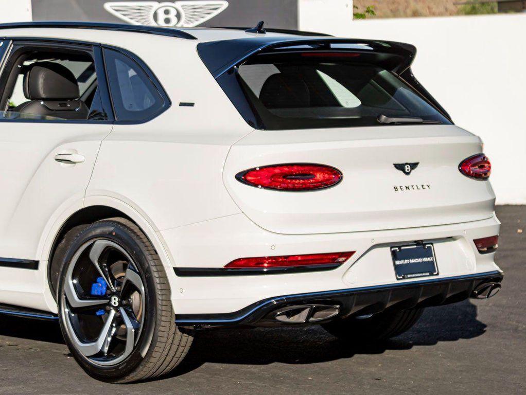 new 2025 Bentley Bentayga car, priced at $288,270